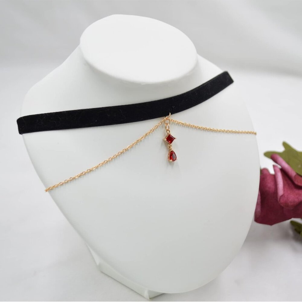 Black Velvet Red Pendant Choker Necklace for Women Gothic Lace Chokers Necklace - Picture 6 of 6